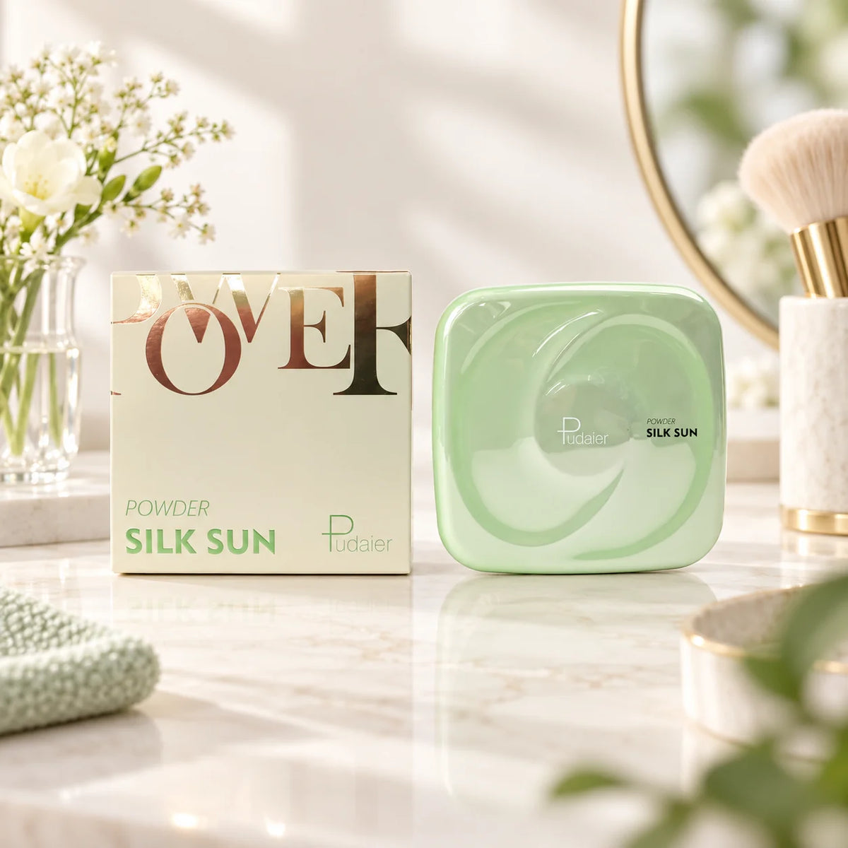 Pudaier Kompaktpuder Silk Sun in einer hellen Beauty Szene