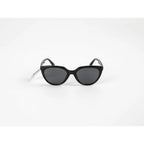 Schwarze polarisierte Sonnenbrille in Vorderansicht
