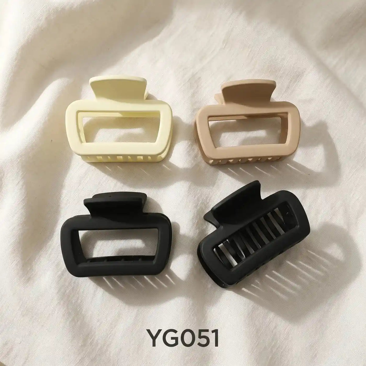 L Basic Haarklammer Modell YG051 in den abgebildeten Farben und Formen