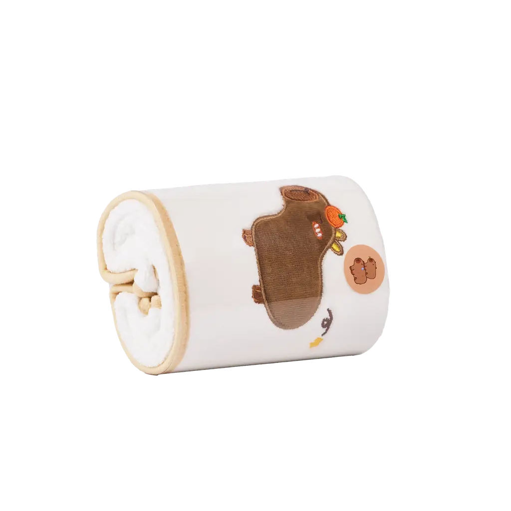 Gesichtshandtuch aus Florgarn mit Capybara-Design für sanfte Pflege (Braun/Weiß)