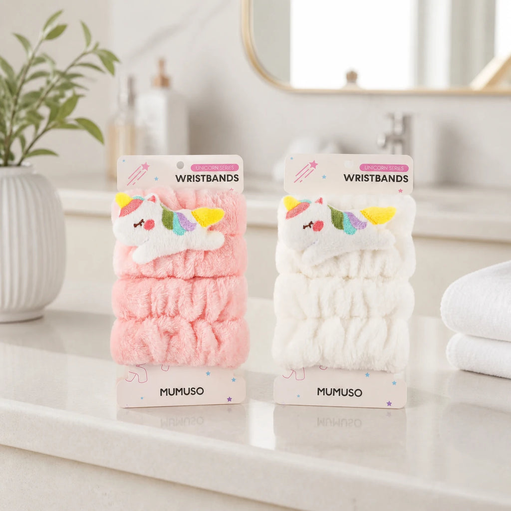 Unicorn Wascharmbänder in Rosa und Weiß im Badezimmer