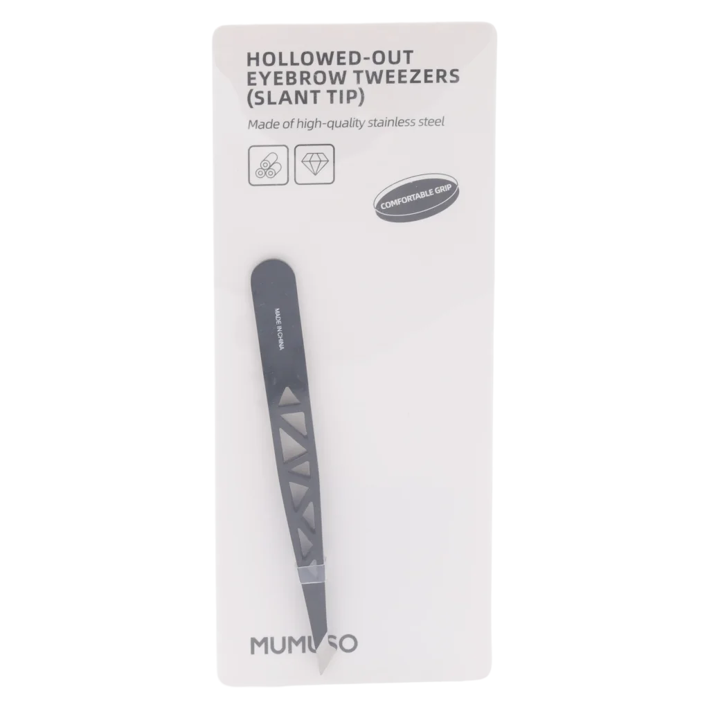 mumuso_augenbrauenpinzette_edelstahl_abgeschraegte_spitze_schwarz.webp MUMUSO Augenbrauenpinzette mit abgeschrägter Spitze, ergonomisch und schwarz – präzise Augenbrauenpflege mit Pinzette Edelstahl.