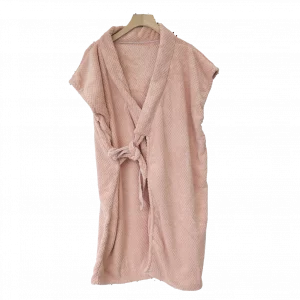 MUMUSO Bademantel Mikrofaser, kurzärmlig und strukturiert, in Hellrosa – kuscheliger Bademantel für Damen und Herren.
