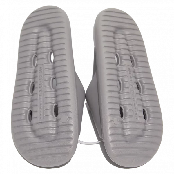 MUMUSO Badeslipper aus EVA, Größe 44-45 (Grau) – bequeme Badeschuhe für Männer und Frauen, rutschfest und hygienisch.