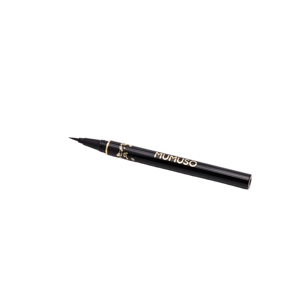 mumuso_eyeliner_pen_fluessig_feine_spitze_schwarz_2.webp MUMUSO Eyeliner Pen Flüssig Schwarz, feine Spitze – wasserfester Eyeliner für präzise Linien und langanhaltendes Augen Make-up.