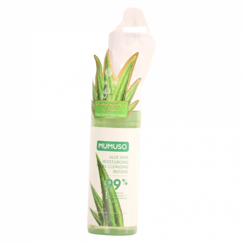 MUMUSO Gesichtsreinigungsschaum mit Aloe Vera für alle Hauttypen, sanfte feuchtigkeitsspendende Reinigung in Grün, für sensible Haut.