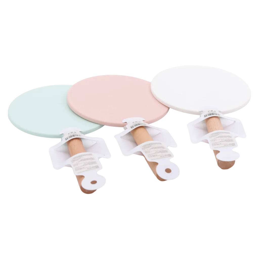 mumuso_handspiegel_abs-buchenholz_weiss.webp MUMUSO Handspiegel aus ABS-Kunststoff mit Buchenholzgriff, handlicher Make-up Spiegel (Weiß) für Badezimmer oder unterwegs.