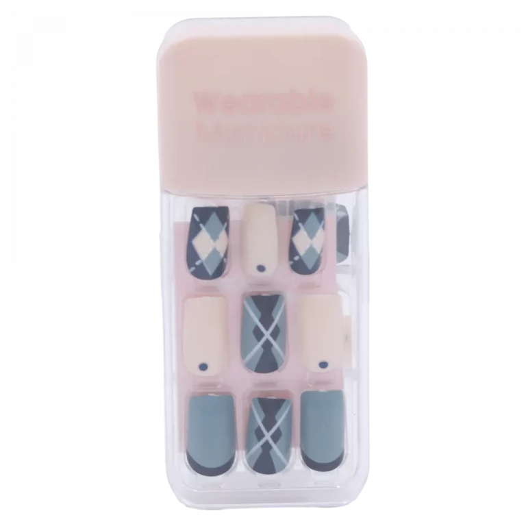 MUMUSO Press On Nails mit Rauten-Muster, dominant in Blau, ideal als Nagelsticker für schnelle Nagelverschönerung.
