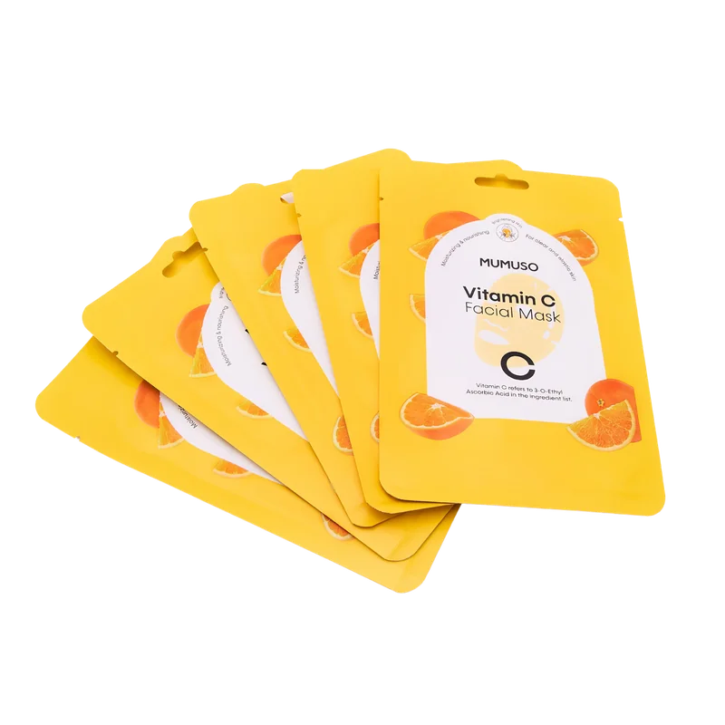 mumuso_vitamin-c_gesichtsmaske_feuchtigkeitsspendend_gelb_3.webp MUMUSO Vitamin C Gesichtsmaske, feuchtigkeitsspendend in Gelb – Gesichtsmaske mit Hyaluronsäure für strahlende Haut.