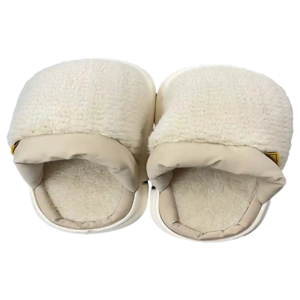 mumuso_hausschuhe_damen_beige_40-41.webp MUMUSO Hausschuhe für Damen in Beige (40-41) – gemütlich und warm für entspannte Abende zu Hause.